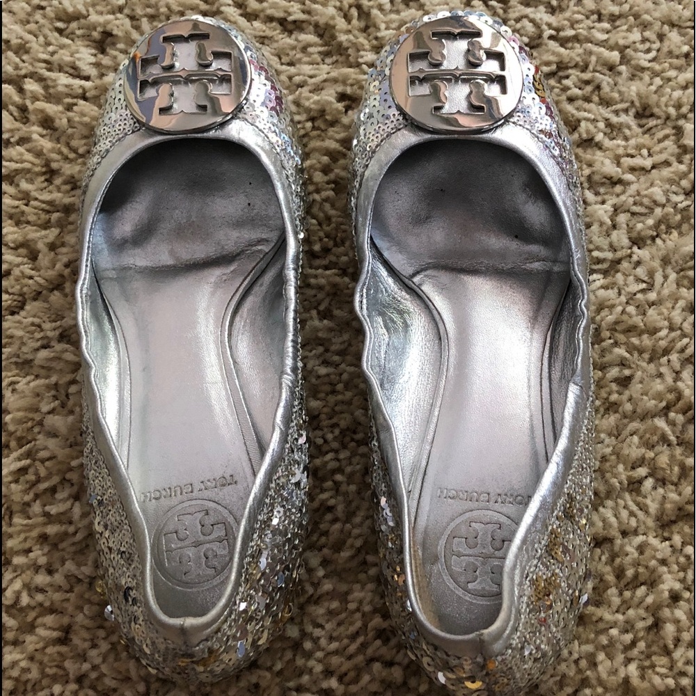tory burch gold and silver sequin flat size 7.